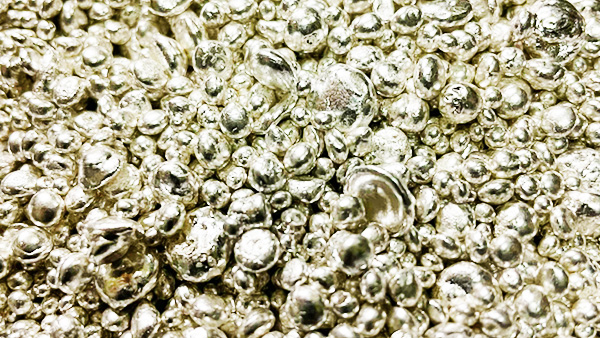 Silver (purity: 99.9%)